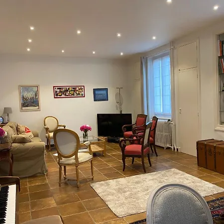 بيت للعطل Maison Jardin كليرمونت-فيراند