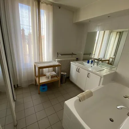بيت للعطل Maison Jardin كليرمونت-فيراند