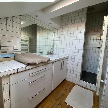 بيت للعطل Maison Jardin كليرمونت-فيراند